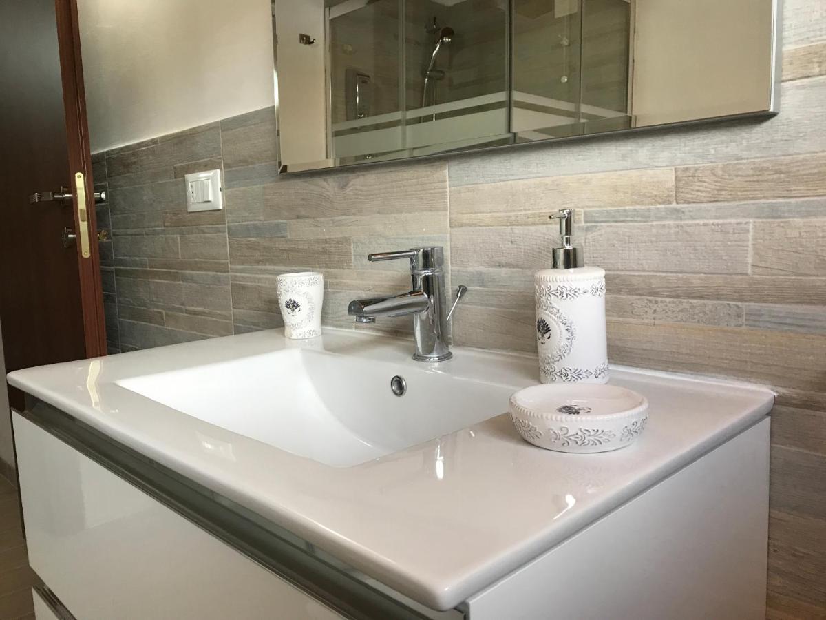 Studio with Balcony,1031802223:JPEG